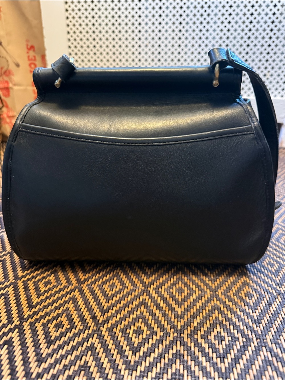 Vintage Coach LOGAN BAG 9907 black with brass - Picture 4 of 14